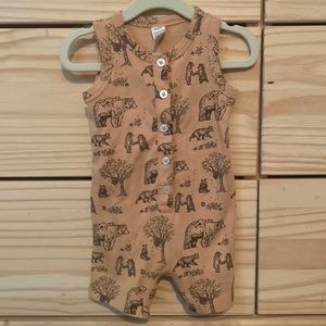 Organic cotton shortie outfit, bear family by Kate Quinn